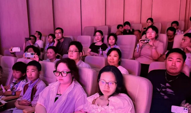 共賞手風(fēng)琴盛宴，灞橋職工共享藝術(shù)盛會